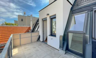 2 Zimmer Dachgeschoßwohnung mit Terrasse in Hofruhelage