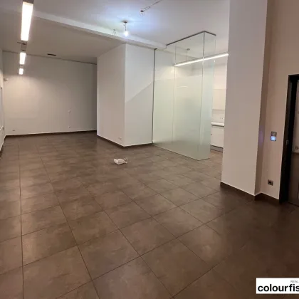 Attraktive Bürofläche mit Balkon nahe Burggarten - Bild 2