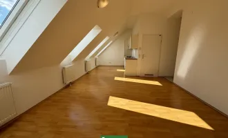 Freundliche DG-Wohnung in Sechshaus - 5 Gehminuten zu U4 und U6! Schlafzimmer in Hofruhelage!