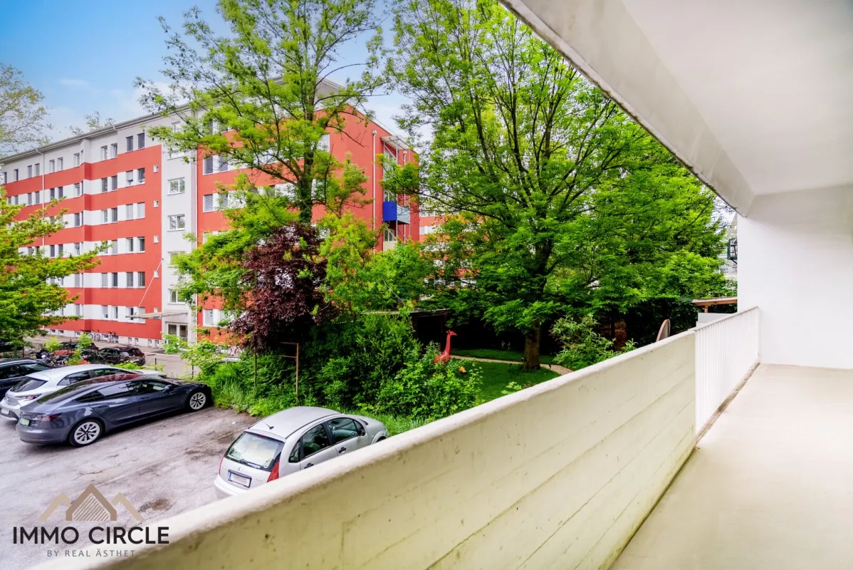 Raum für Neues! 3,5-Zimmer-Wohnung mit Loggia nahe LKH – Renovierungsobjekt mit Möglichkeiten - Bild 1