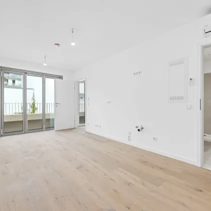 KOMPAKTE 2-ZIMMER WOHNUNG MIT NORD-GESIMSE UND BLUMENTRÖGEN - Bild 3