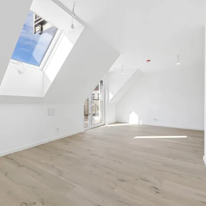 ZUM VERLIEBEN: EIN DACHGESCHOSS-TRAUM MIT BALKON - Bild 3