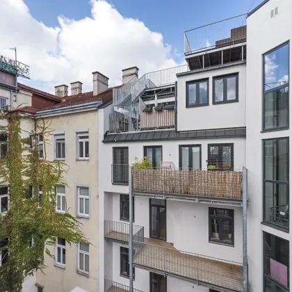 DAHEIM IN HERNALS - DACHGESCHOSS MIT HERRLICHER SÜD-TERRASSE - Bild 2
