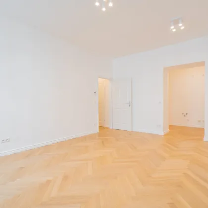 Top-sanierter Altbau-Erstbezug – Elegante 3-Zimmer-Wohnung mit moderner Ausstattung - Bild 3