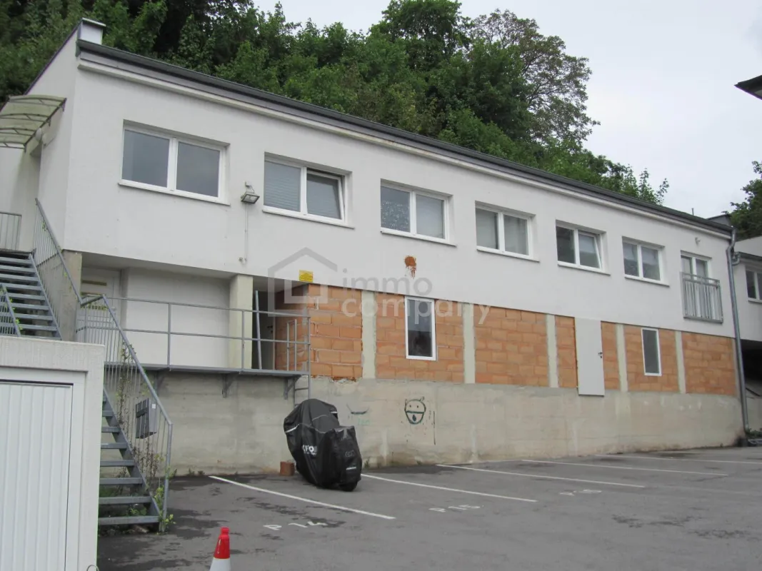 NEUER PREIS !! - Für ANLEGER: HOHE RENDITE !! Modernisiert, sehr ruhig ! - Bild 1