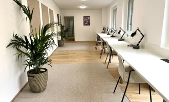 Geräumige 2-Zimmer-Wohnung mit Loggia und Einbauküche – Urbaner Wohnkomfort im High Five ab Sommer 2025!