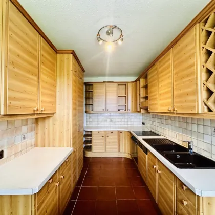 Großzügige Eigentumswohnung mit Loggia in ruhiger Lage von Ternitz – 124 m² Wohnfläche, 2 Stellplätze, perfekt für Familien. - Bild 2