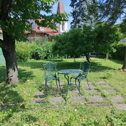 Villa mit schönem Garten in zentraler Lage - Bild 3