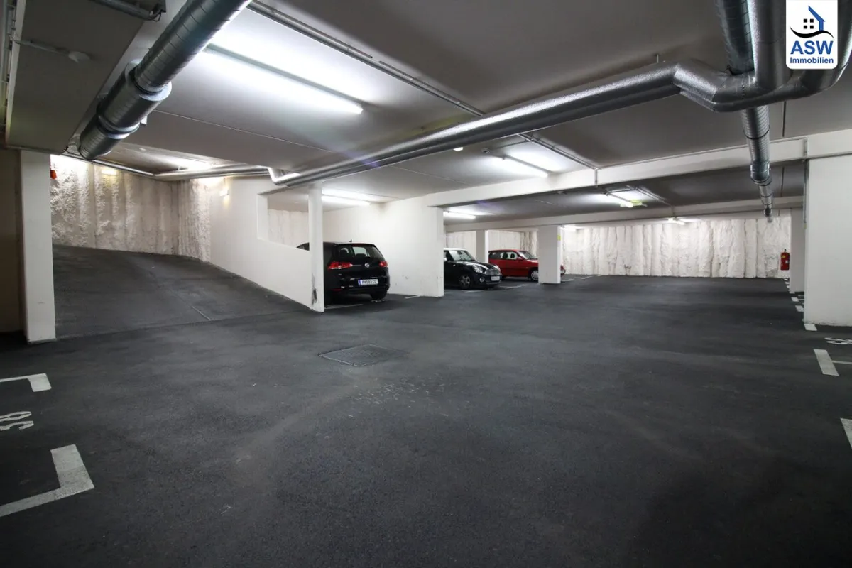 Zentrale Garagenplätze in der Rötzergasse 43 (Hernalser Hauptstraße) - Bild 1