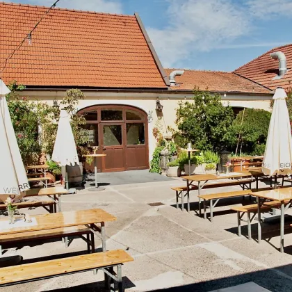 Tradititioneller Vierkanthof mit 2 Wohnhäusern, Heurigenlokal & Hofladen Nähe Stift Göttweig bei Krems - Bild 2