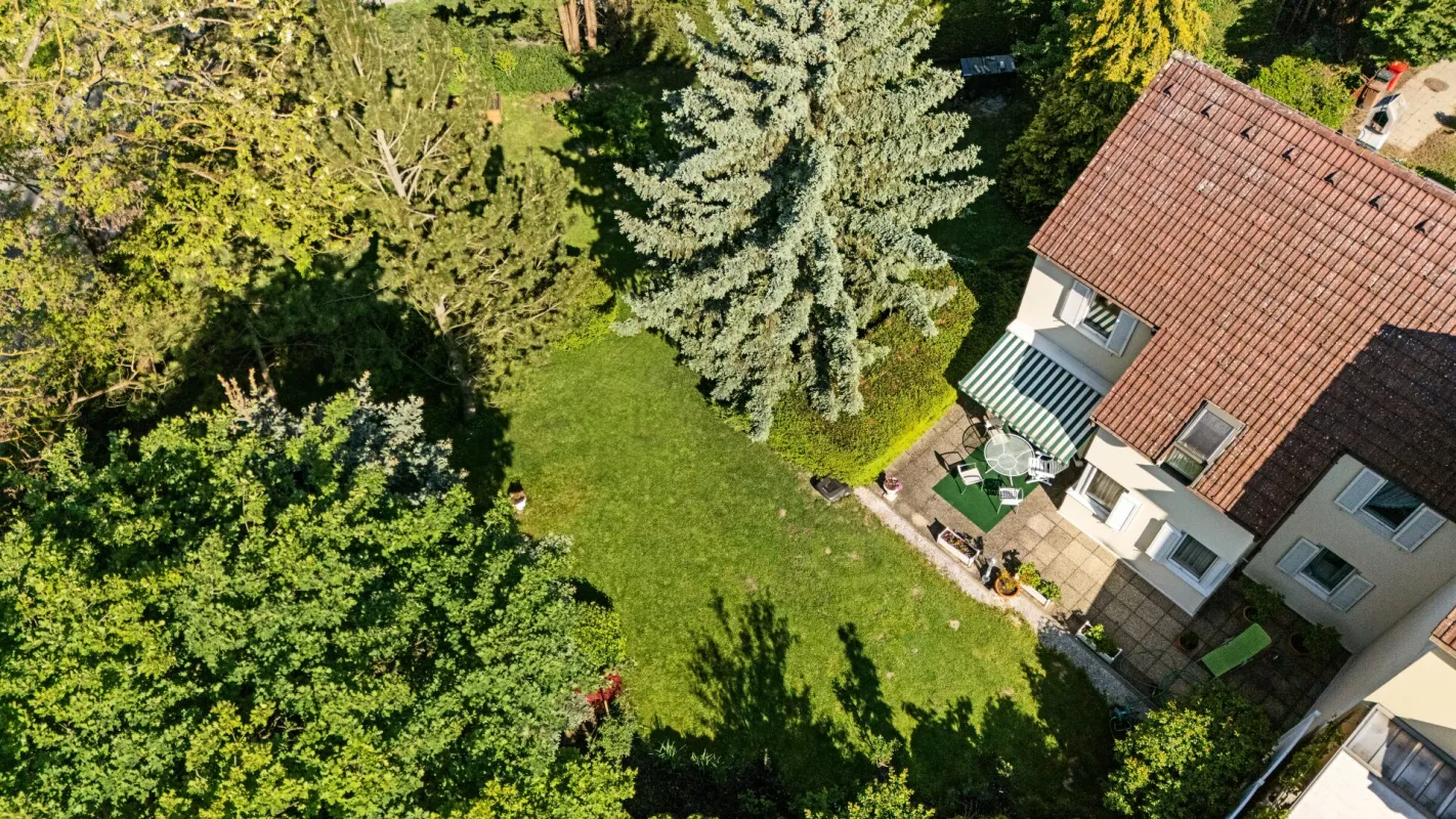 Reiheneckhaus in Bisamberg : 4 Zimmer, 1160m2 Garten & 2 Terrassen , Garage.....Ihr Zuhause! - Bild 1