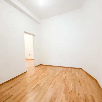 Charmante 2-Zimmer-Wohnung mit Hoflage beim Hannovermarkt - Bild 3