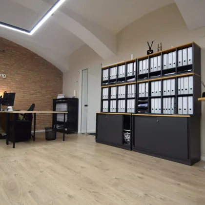 Büro/Praxis in außergewöhnlicher Lage - Berggasse - Bild 3