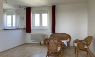 2 Zimmerwohnung mit Loggia und KFZ-Abstellplatz in zentraler Lage unmittelbar beim Leistungszentrum Südstadt