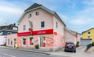 Oberndorf: Großes Geschäftshaus mit 2 Wohnungen "Alles unter Dach und Fach!"