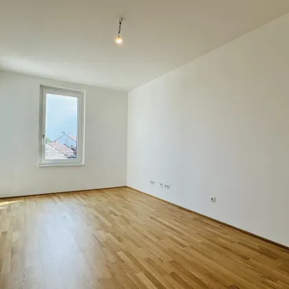 Erstbezug mit Balkon: Moderne Wohnung in Deutsch-Wagram, Niederösterreich - PROVISION BEZAHLT DER ABGEBER - Bild 3