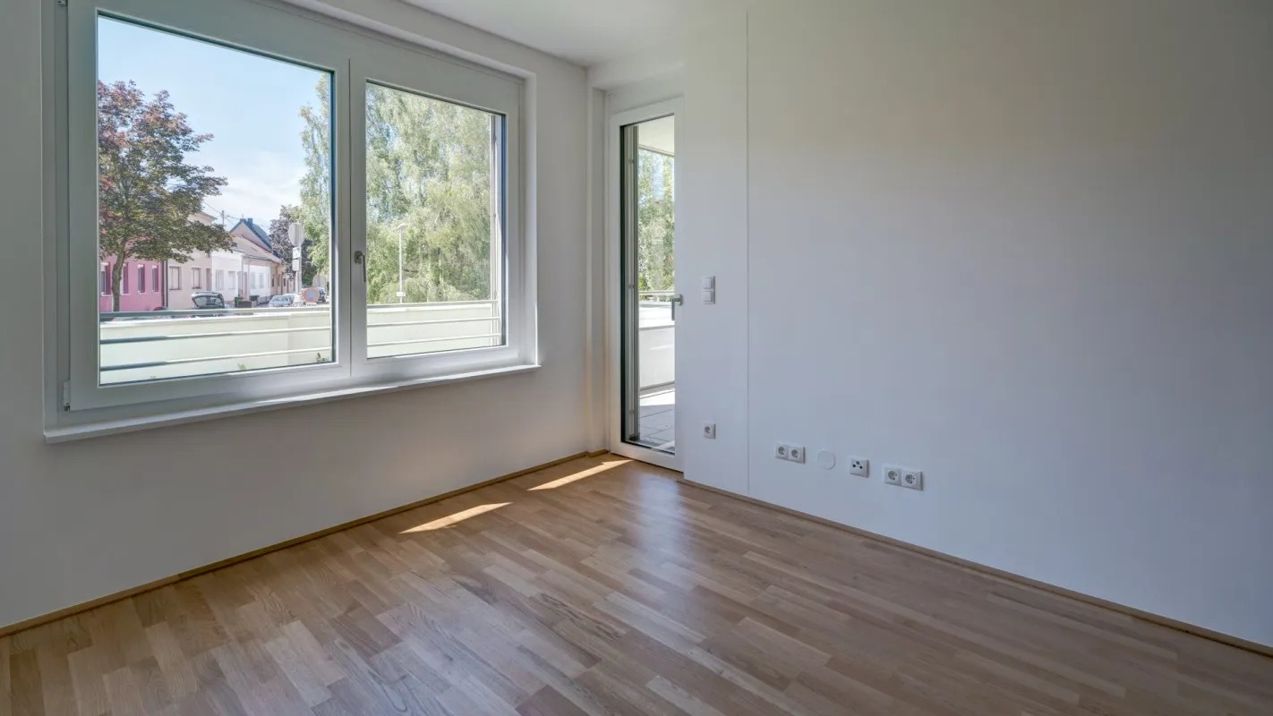 Großzügige 4 Zimmer Wohnung in Bahnhofsnähe - PROVISION BEZAHLT DER ABGEBER - Bild 1