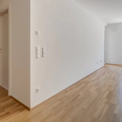 Großzügige 4 Zimmer Wohnung in Bahnhofsnähe - PROVISION BEZAHLT DER ABGEBER - Bild 2