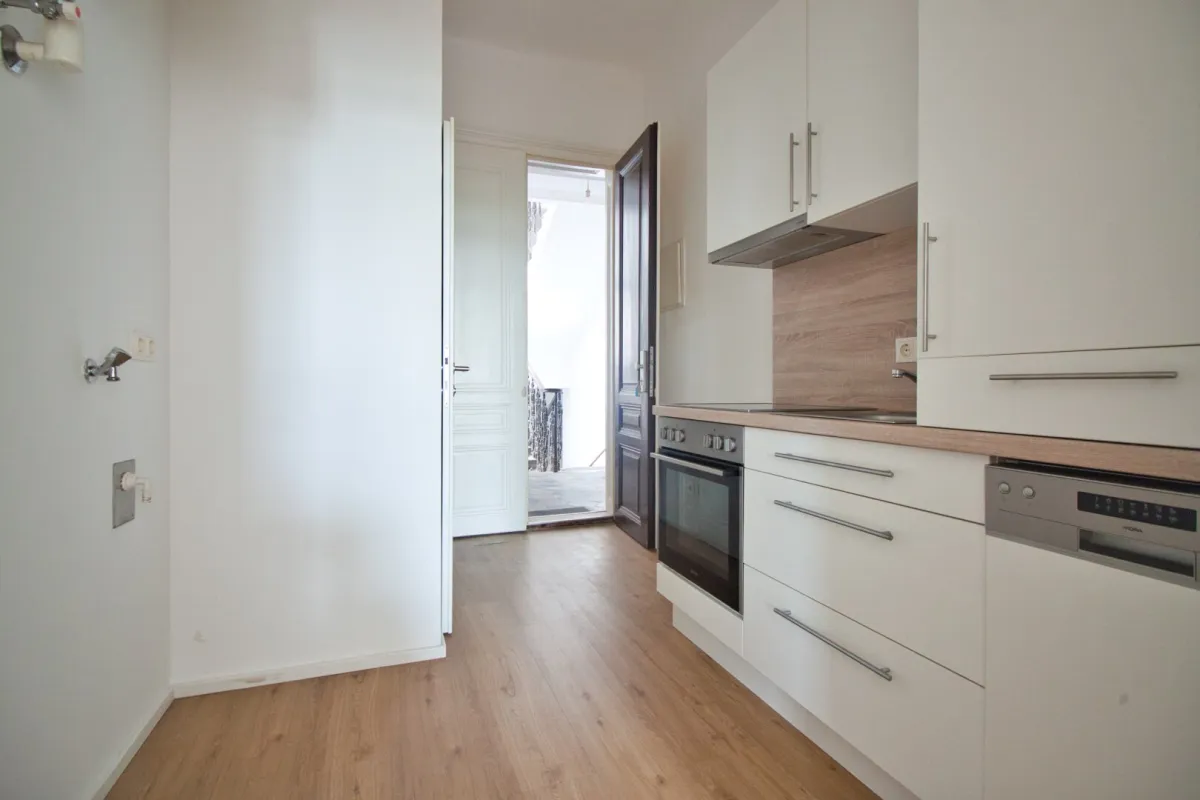 Helle Garconniere | frisch saniert | U-Bahn-Station Thaliastraße - Bild 1