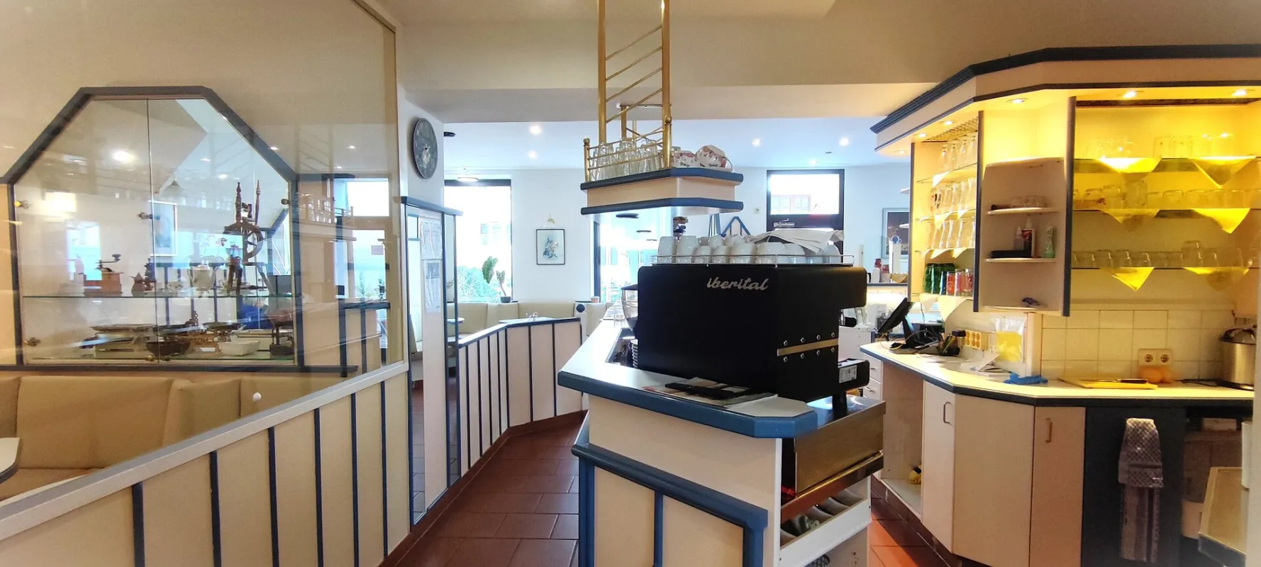 Attraktives Gastgewerbe in 1220 Wien - 280m² plus Gastgärten - Bild 1