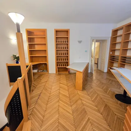 *** EINZIGARTIGE RUHEOASE *** MIT GRÜNBLICK *** IN DER CITY *** - Bild 2