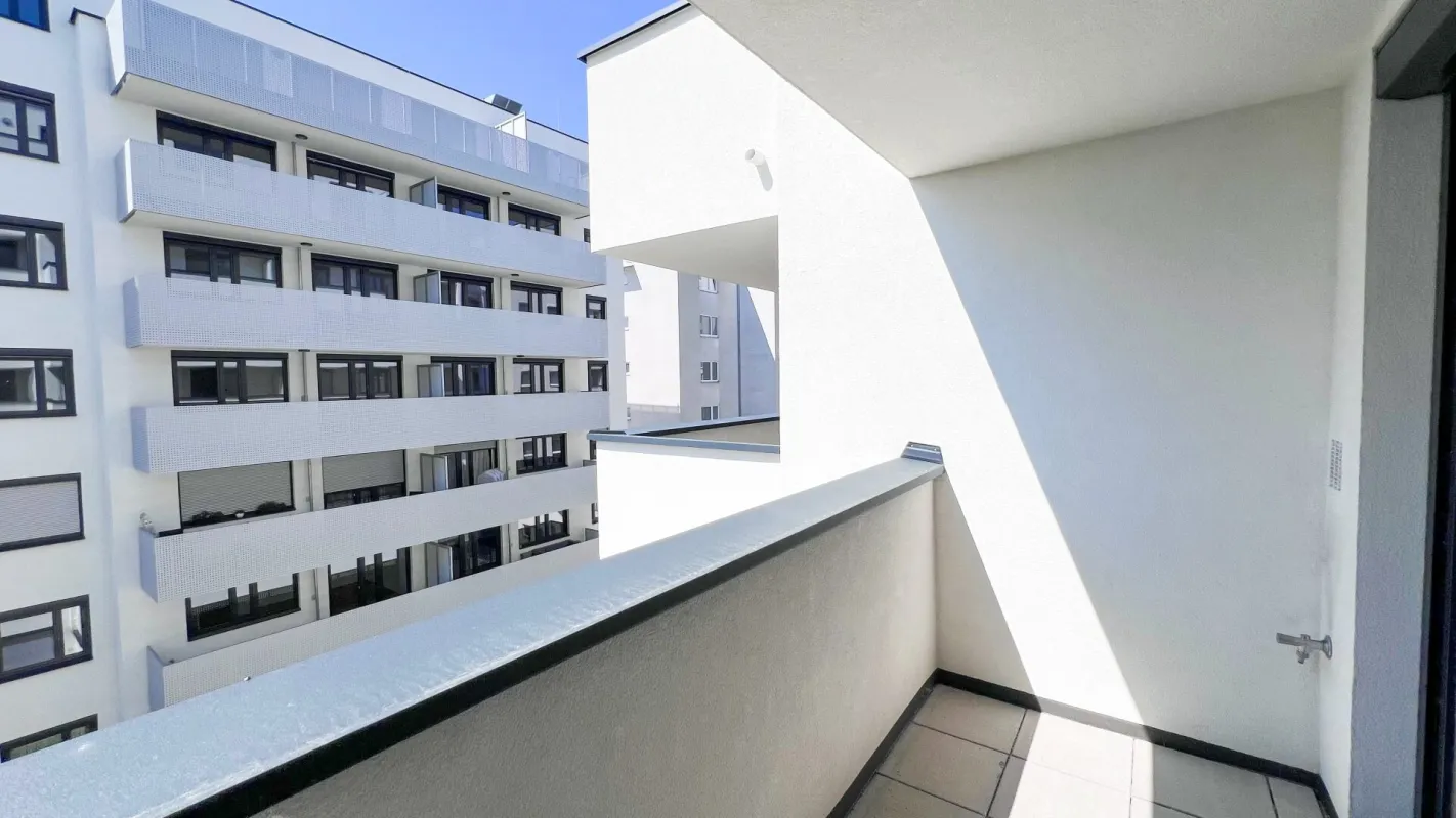 ENTZÜCKENDE 2-ZIMMER-WOHNUNG MIT LOGGIA - Bild 1