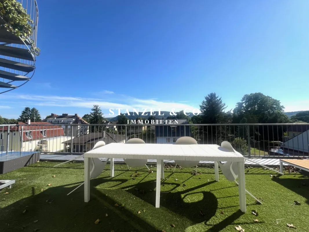 DACHGESCHOSS MIT HERRLICHEN TERRASSEN & FERNBLICK - Bild 1