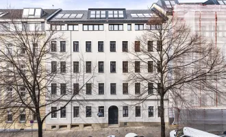 Hochmoderne 2-Zimmer Altbauwohnung A\\
