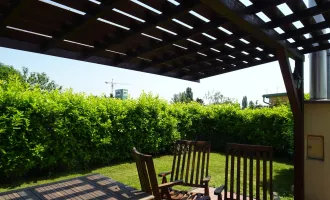 naturnah Wohnen, großer Dachgarten und Schwimmbiotop – gemütliches Cottage im Erholungsgebiet | ZΞLLMANN IMMOBILIEN