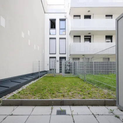 ZAUBERHAFTE GARTENWOHNUNG IM ERSTBEZUG! 2-ZIMMER MIT TERRASSE - Bild 2