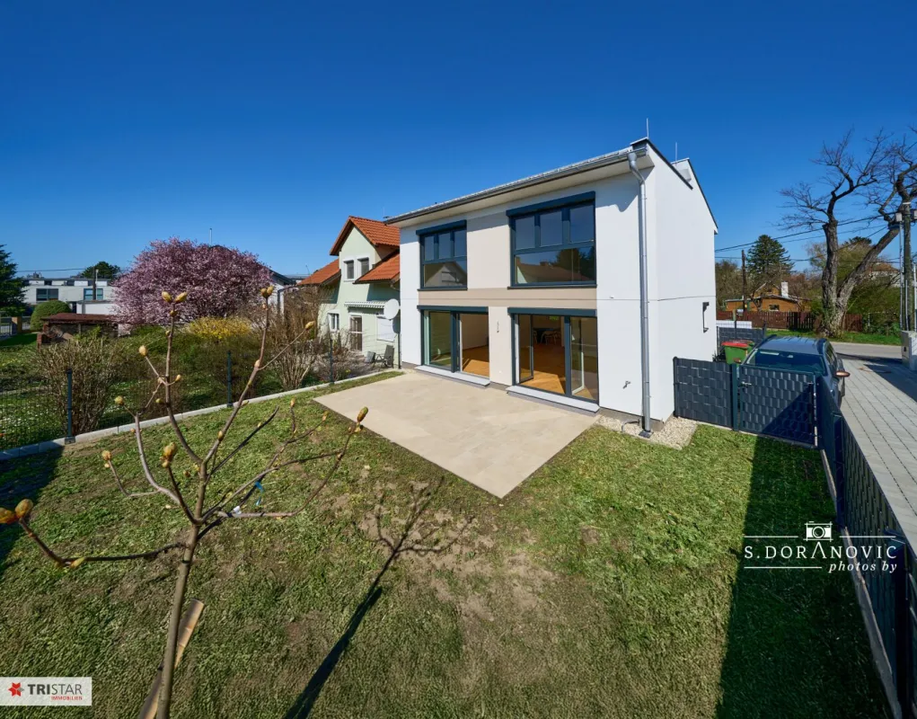 NEU! ++ LEBEN IM GRÜNEN BEREICH ++ 4 HÄUSER MIT GARTEN, KELLER & STELLPLATZ ++ ERSTBEZUG ++ 1220 WIEN ++ - Bild 1