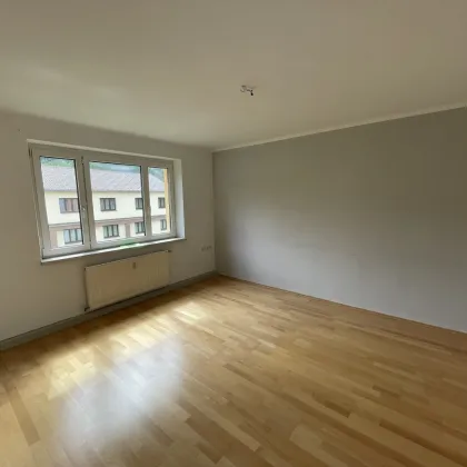 Einladende 2 Zimmerwohnung mit Dusche! - Bild 2