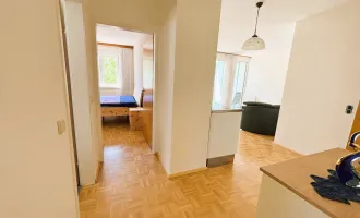 Gepflegte 3-Zimmer-Wohnung mit neuer Einbauküche, Freistellplatz und Loggia in beliebter Wohnlage