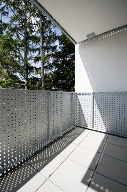 PERFEKTE 2-ZIMMER-WOHNUNG MIT SÜD-BALKON IM ERSTBEZUG - Bild 1