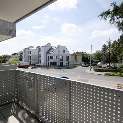 PERFEKTE 2-ZIMMER-WOHNUNG MIT SÜD-BALKON IM ERSTBEZUG - Bild 3