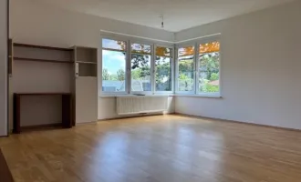 Top ausgestattete Wohnung mit Loggia
