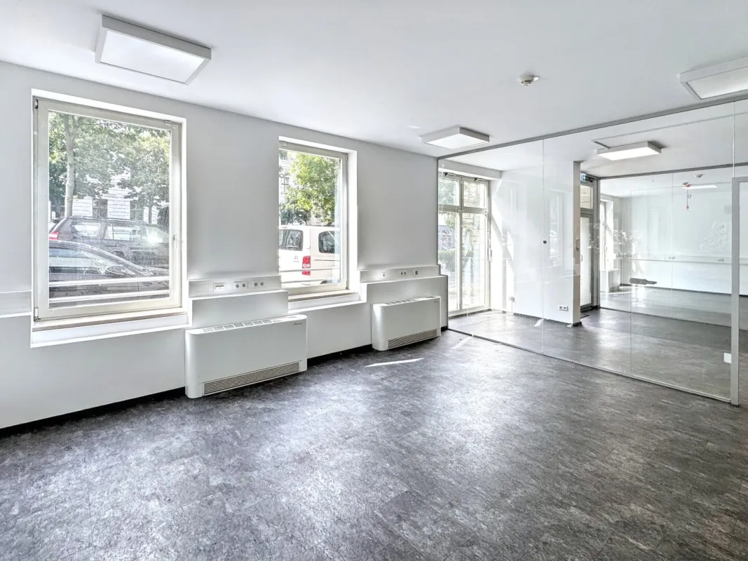 Moderne Geschäftsfläche - 320 m² - eigener Eingangsbereich - Nähe Schottentor - Bild 1