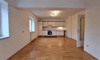 Kompakt & komfortabel – Zentrale Single Wohnung