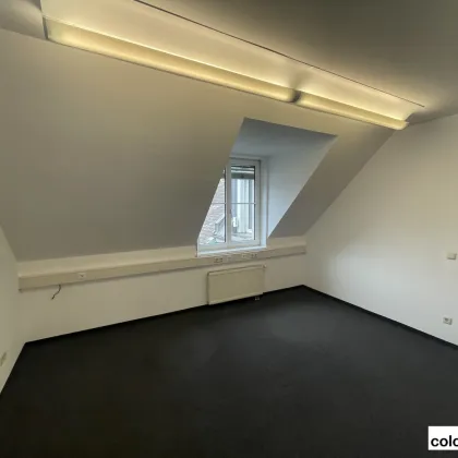 Dachgeschoßbüro mit Terrasse beim Belvedere - Bild 2