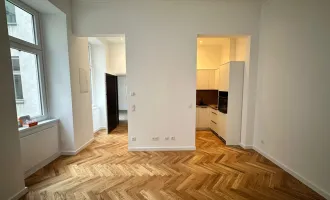 ERSTBEZUG - Top sanierte Kleinwohnung direkt am YPPENPLATZ