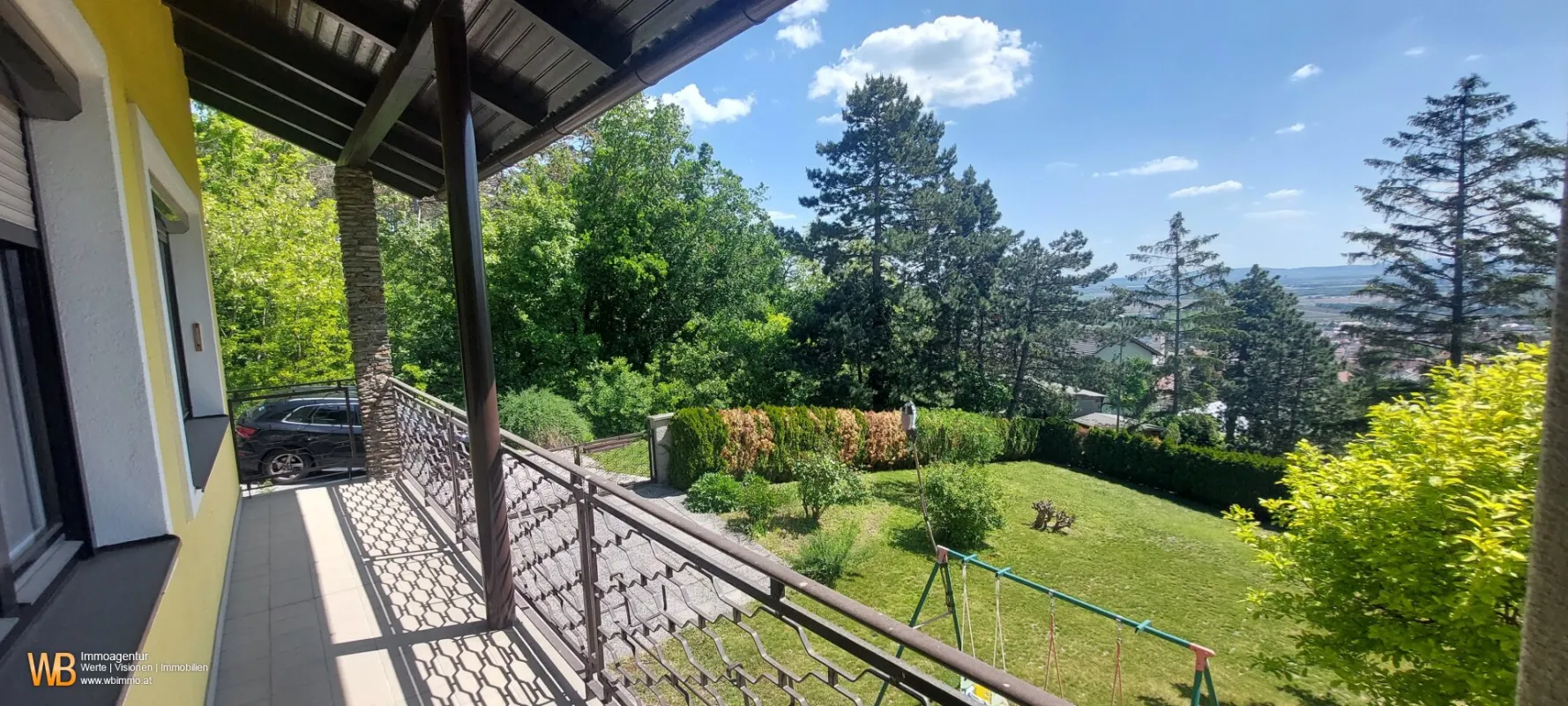 Panormablick von Haus & Garten, 200m² Wfl - Bild 1