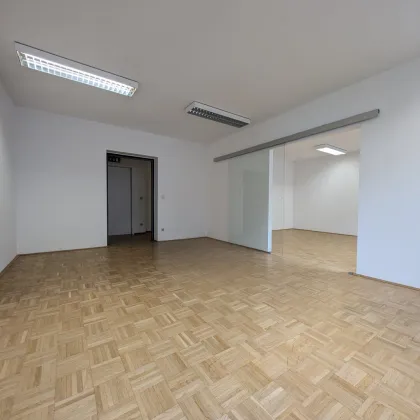 2 MONATE MIETFREI: Gut geschnittenes 3-Zimmer Büro in interessanter Frequenzlage - Bild 2