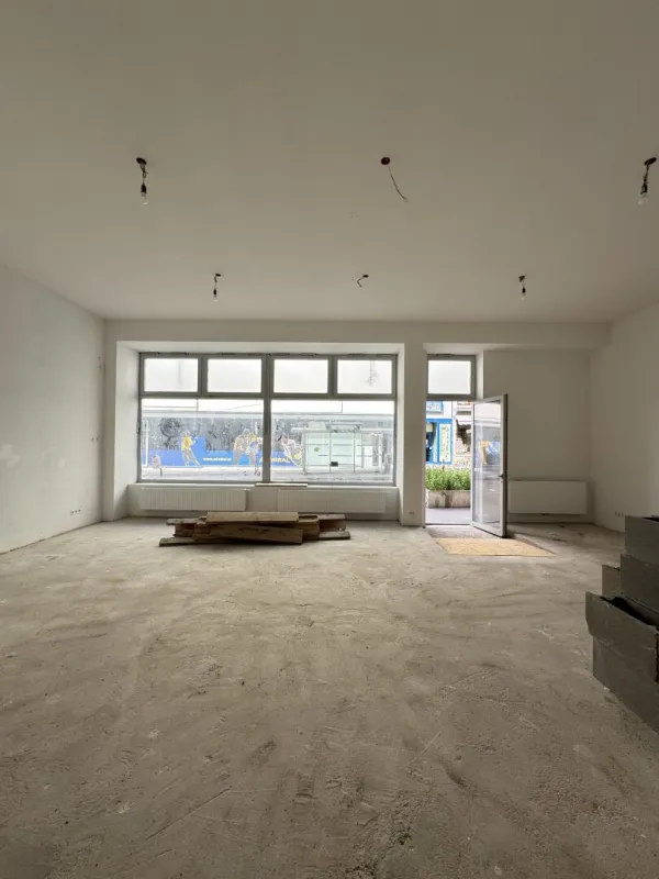 Altbau-Flair trifft Geschäftsidee – Lokal in Toplage von 1080 Wien - Bild 1
