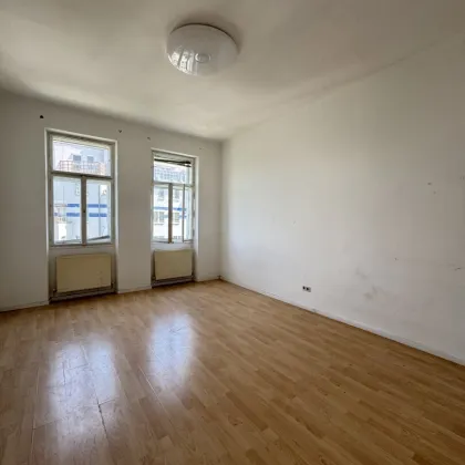 Altbau Juwel mit Potenzial – Ruhige Lage trifft historischen Charme - Bild 2