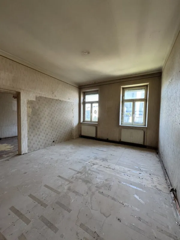Stilvoller Altbau mit Sanierungspotenzial in Ruhelage – 2-Zimmer-Wohnung in 1200 Wien - Bild 1