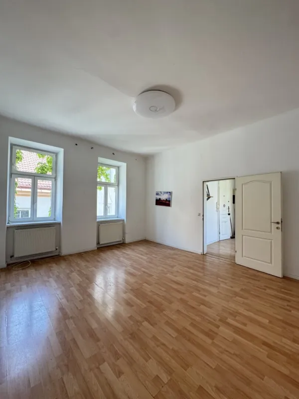 Charmante Altbauwohnung in absoluter Ruhelage mit Grünblick - Bild 1
