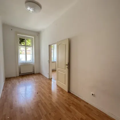 Charmante Altbauwohnung in absoluter Ruhelage mit Grünblick - Bild 2