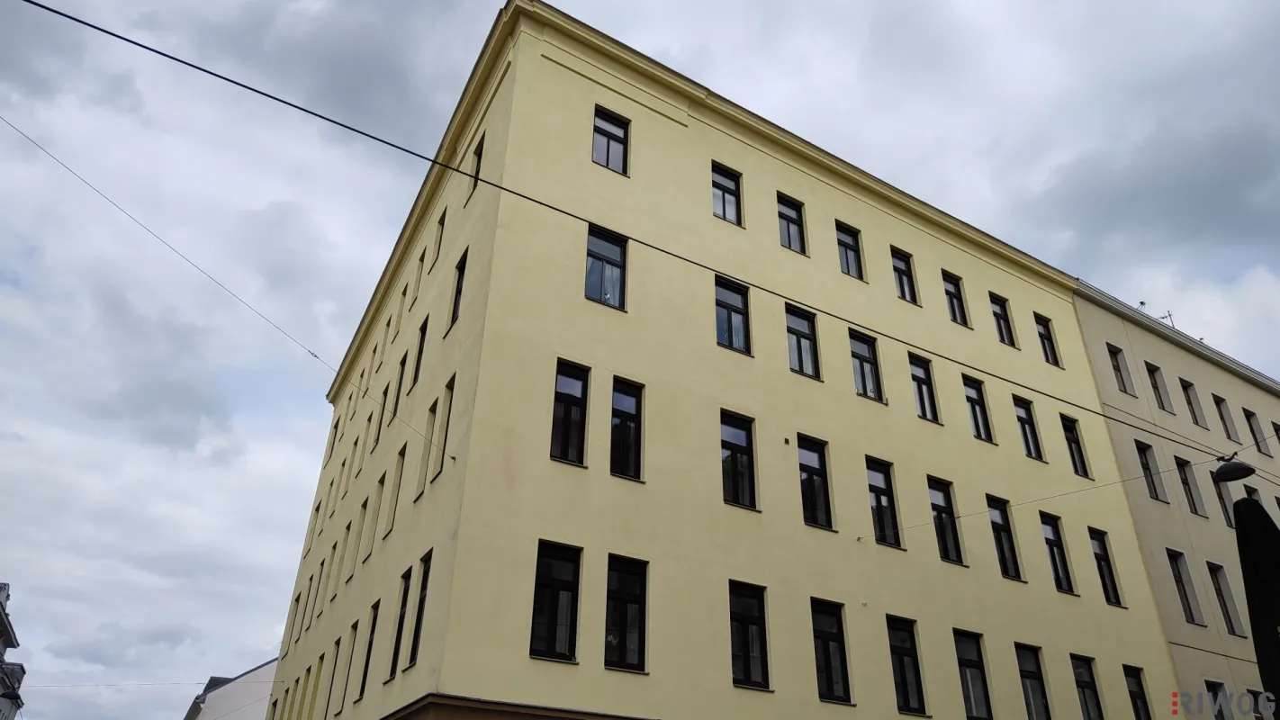 GELDANLAGE II CA. 3,9% RENDITE II BEFRISTET VERMIETET BIS 05/2027 II WG TAUGLICH II DACHGESCHOSSWOHNUNG MIT SEPARATER KÜCHE II NÄHE ARTHABERPARK UND U1 - Bild 1
