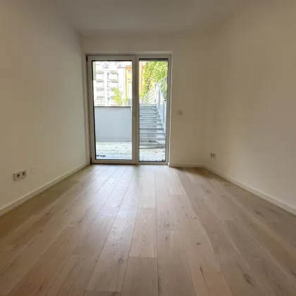 IDYLLE TRIFFT STADTLEBEN – FREIFLÄCHEN - LUFTWÄRMEPUMPE – KELLER – GARAGE – U-BAHN! - Bild 2