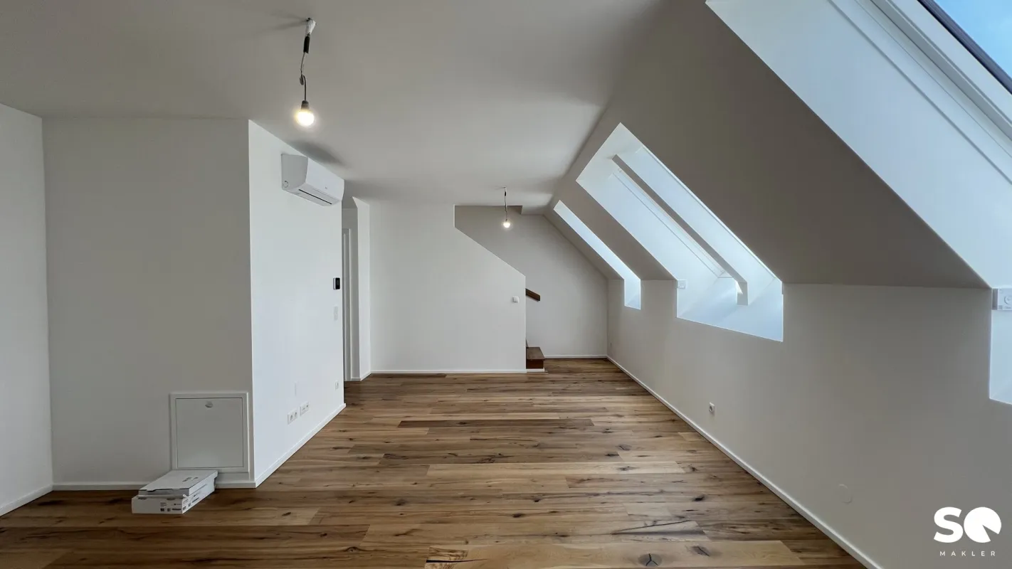 # SQ - Stilvolle 2-Zimmer-Dachgeschosswohnung in 1050 Wien - Bild 1